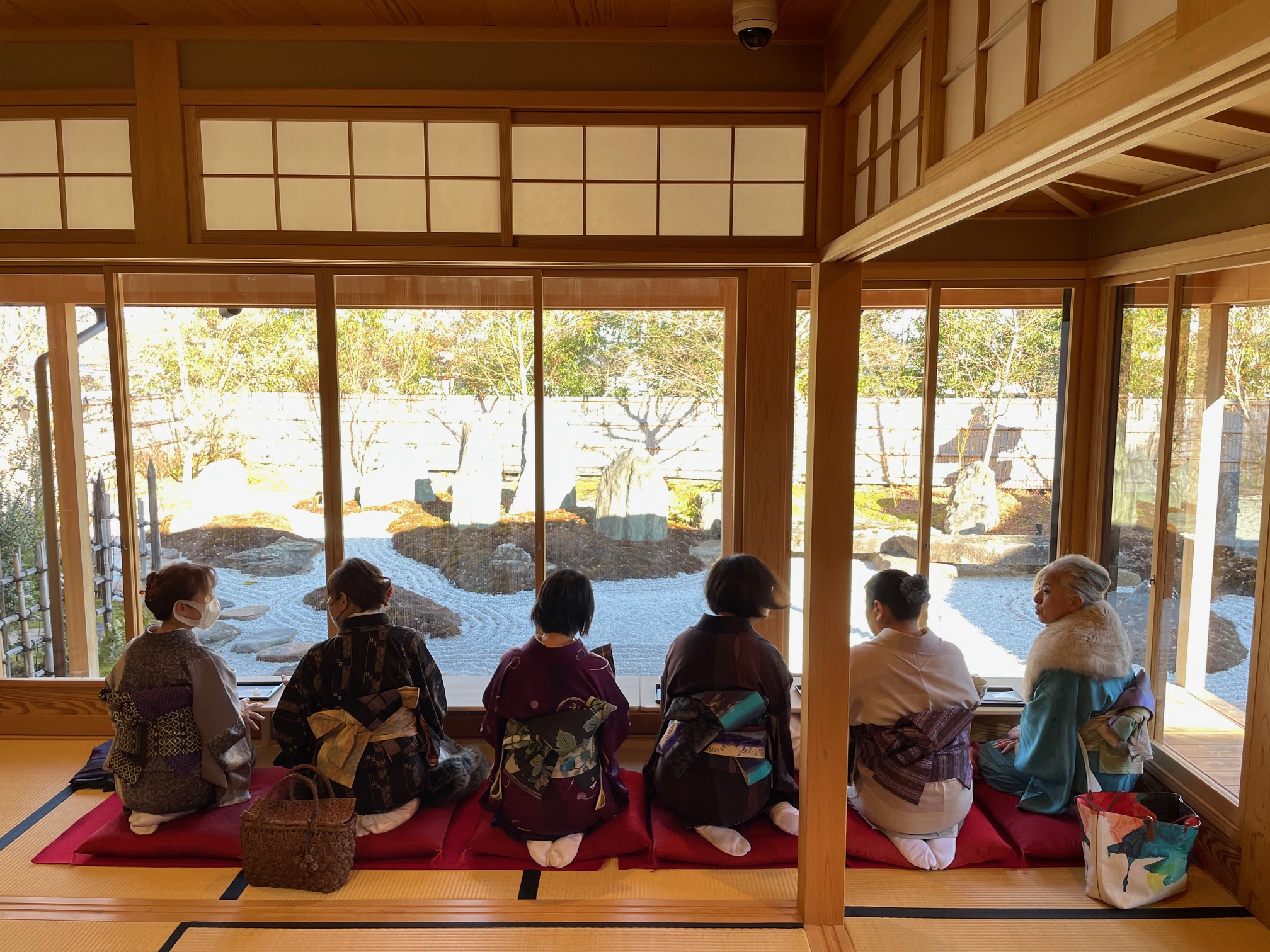 初稽古「ゆずり葉」～大聖護国寺でお抹茶～